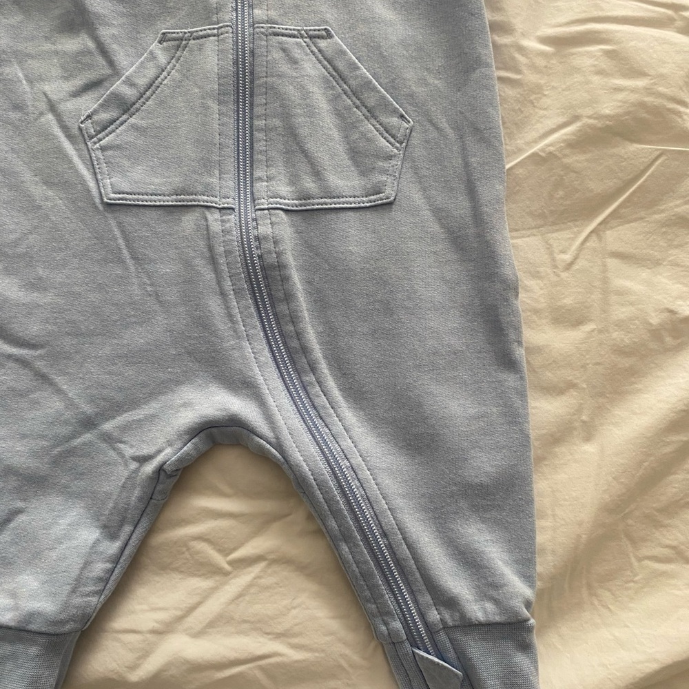 Nike Baby Light Blue Hooded Long Sleeve Onesie Footie Bodysuit Size 3 Months - Picture 2 of 5